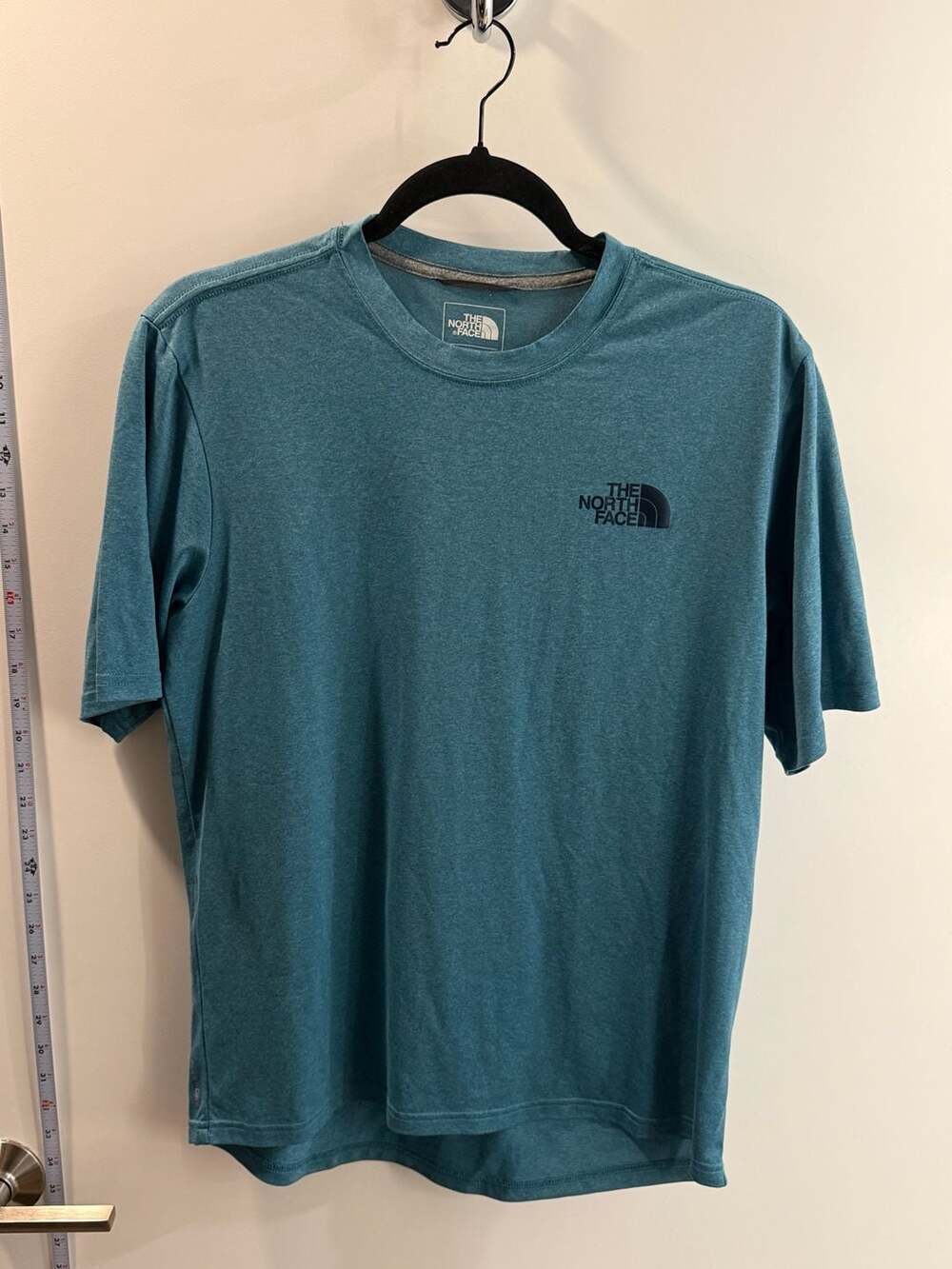 The North Face Men's Active Fit Short Sleeve Performance T-Shirt Size S